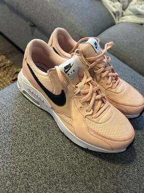 Nike Women's Air Max Excee 'Washed Coral' Sneakers